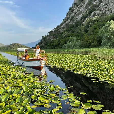 Lakeside Oasis Home Karuc ภายนอก รูปภาพ
